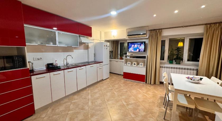 Traian Sea View Studio - image 2