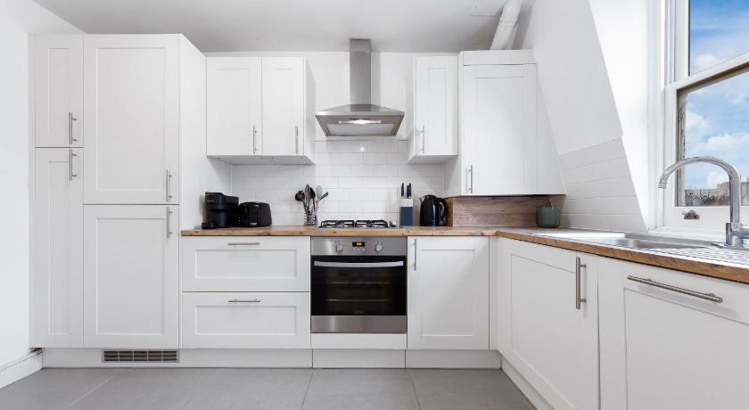 Kensington High Street Apartment 20% Discounts - image 6