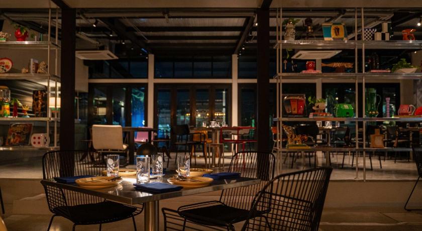 방콕 더 스탠다드X 방콕 프라 아르팃 (The StandardX Bangkok Phra Arthit) 4성급 호텔 객실