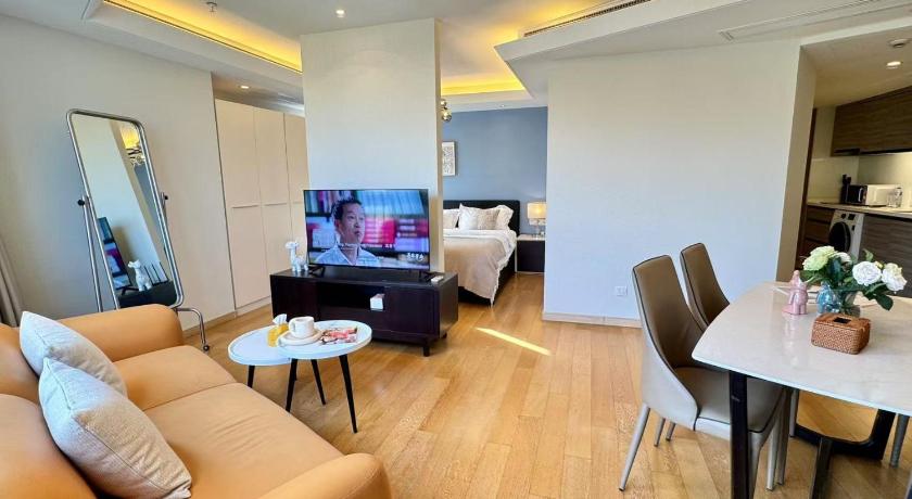 상하이 / 상해 Shanghai Lerongju Boutique Apartment Metro Line 8 20meter 3성급 게스트하우스 수영장