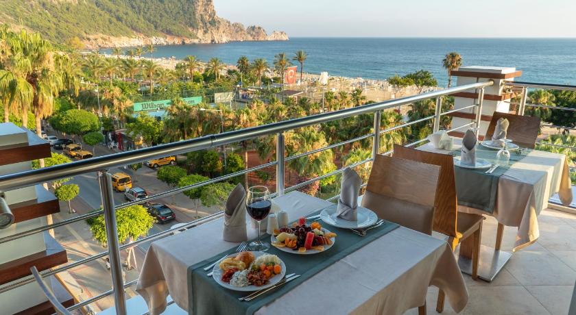 Gardenia Hotel - image 2