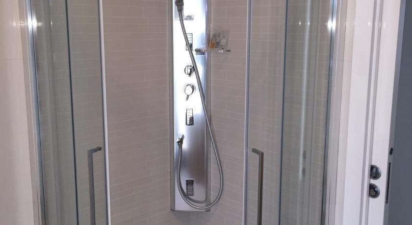 Reggio Suite - image 38