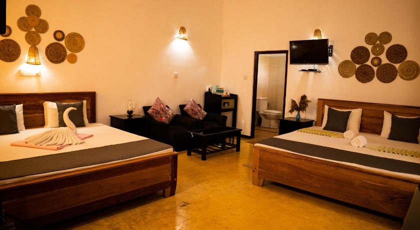Image of Family Room 1
