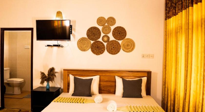 Image of Family Room 3