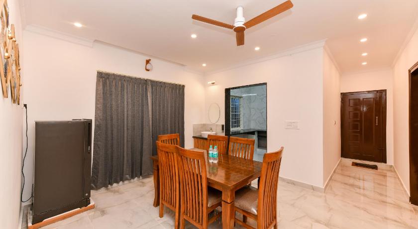 Hotel Shine International - image 4
