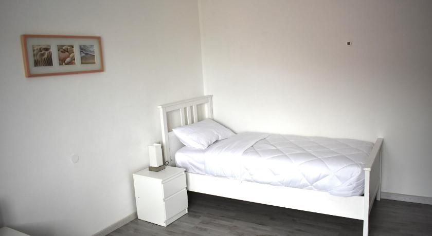 Lecco Panoramical appartment Lecco 3-Star Single Room lobby