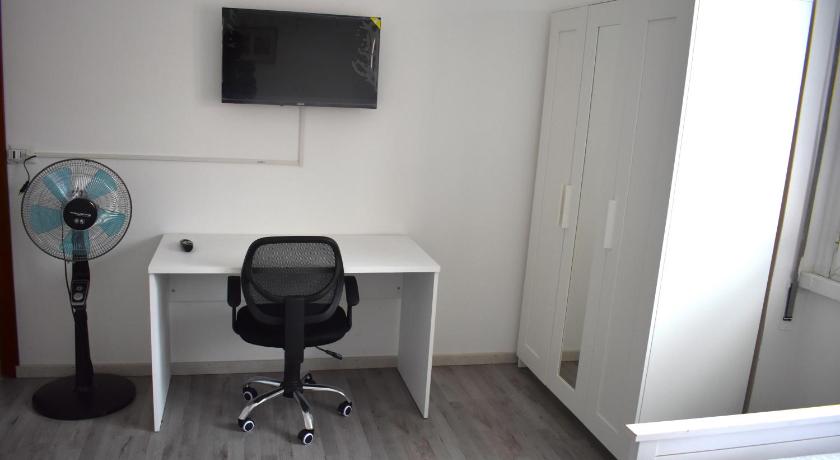 Lecco Panoramical appartment Lecco 3-Star Single Room lobby