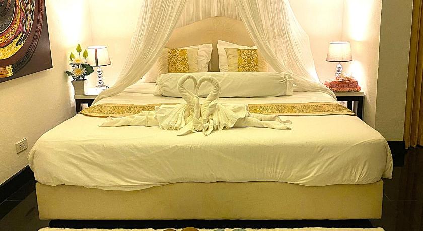 Image of Suite with Garden View 0