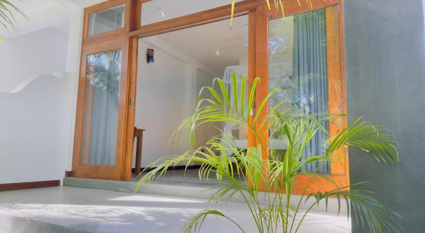 NEW OCEAN BREEZE - image 10