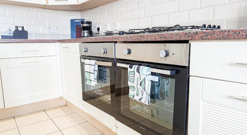 Central Southsea Guest House - image 17