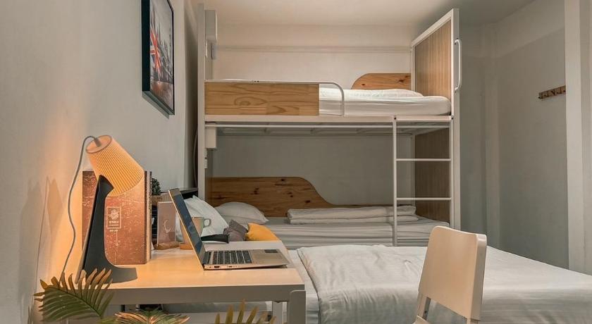 Click Hostel - image 15