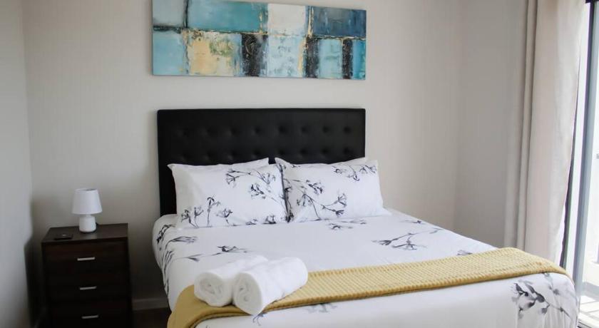Coastal Charm in Cape Town - image 7