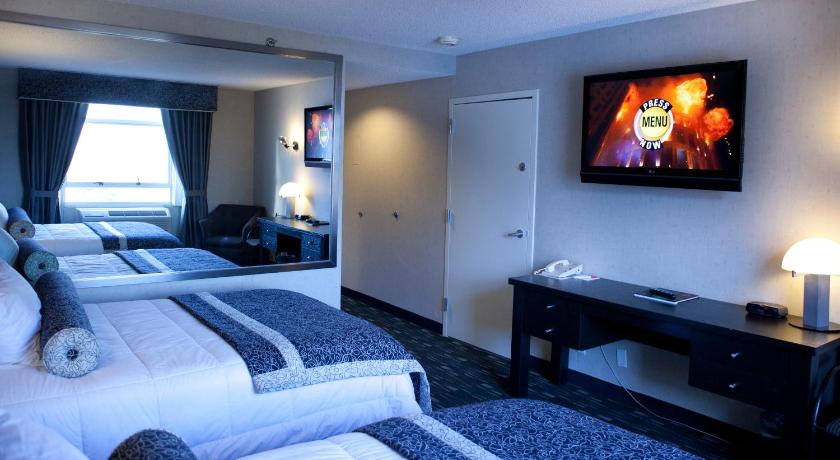 Ramada Plaza by Wyndham West Hollywood Hotel & Suites