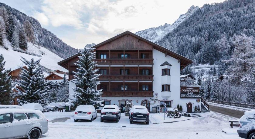 Hotel Casa Alpina - Alpin Haus photo