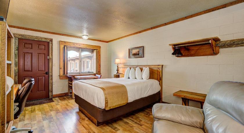 엠메트 Holiday Motel and RV Park 숙소 전망