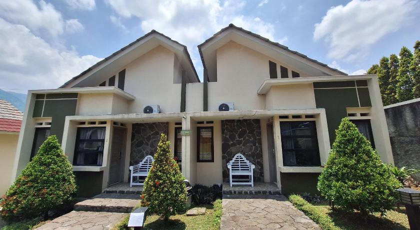 Urbanview Hotel Inkoppabri Cisarua Puncak – Cisarua, ID