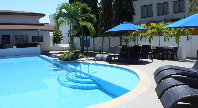 Image of Poolside Spa Suite 4