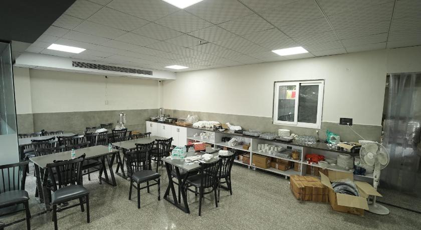 Hotel The Grand Oasis Greater Noida - image 38