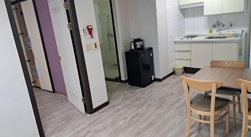 Asan The Witt Dogo 3-Star Hotel room