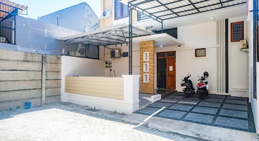 RedDoorz near Majapahit Semarang – Pedurungan, ID