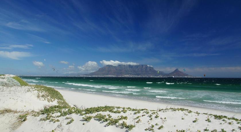 Coastal Charm in Cape Town - image 4