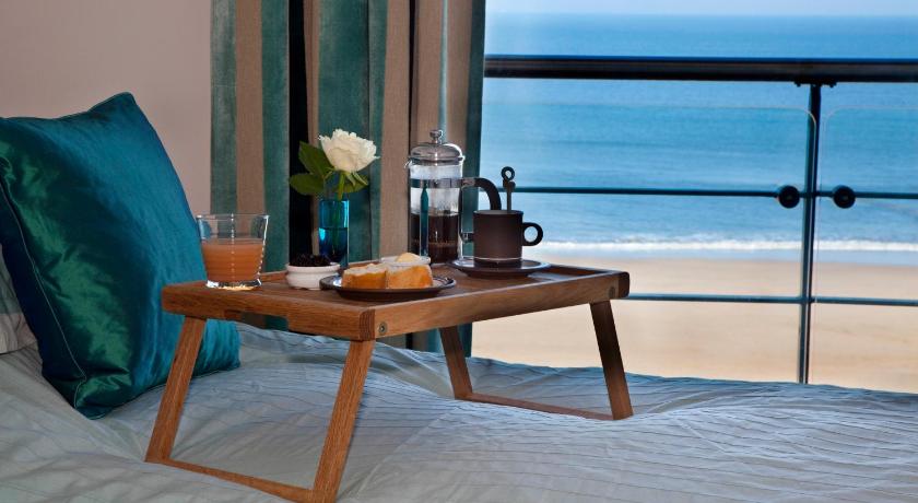 Image of Two-Bedroom Apartment (Sea View) 12