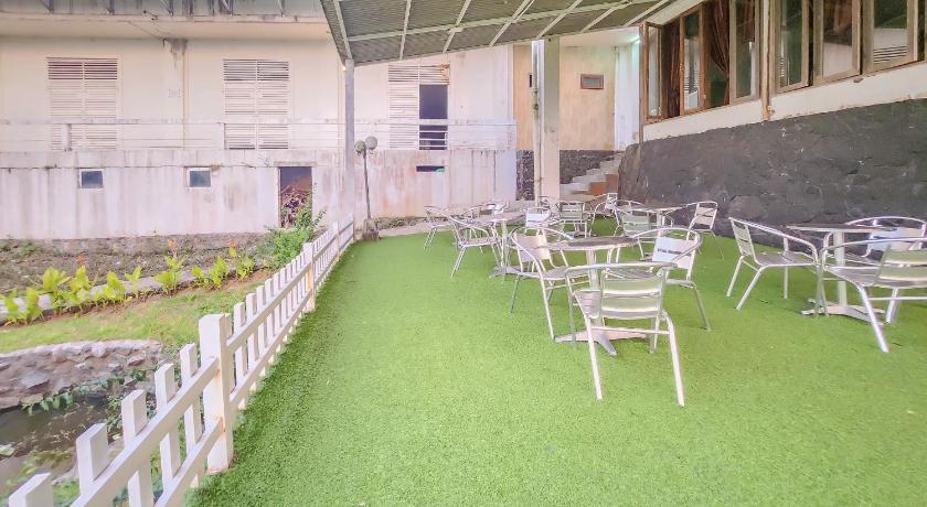 Urbanview Hotel Star Residence Puncak – Bogor, PA
