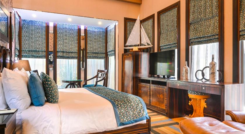 Image of Superior Room 0