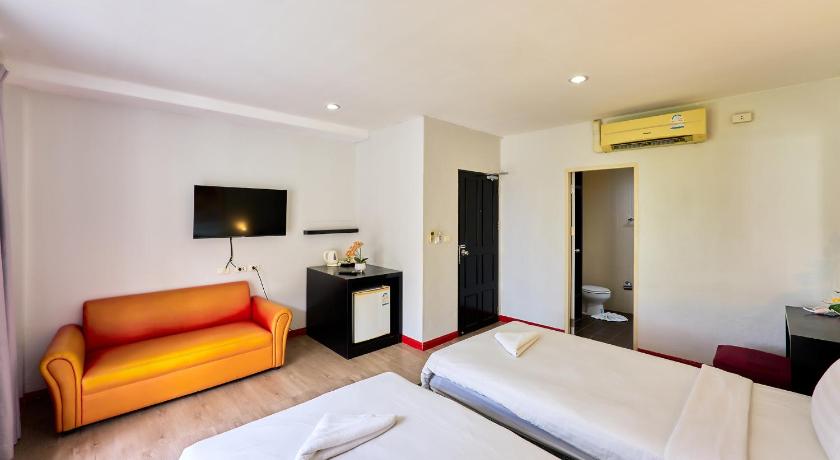 Image of Deluxe Twin Room 9