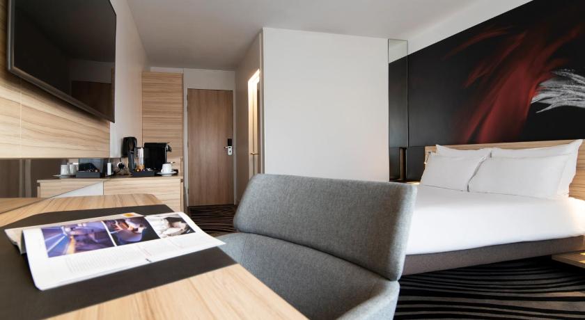 Image of Executive Room With 1 Queen Size Bed 8
