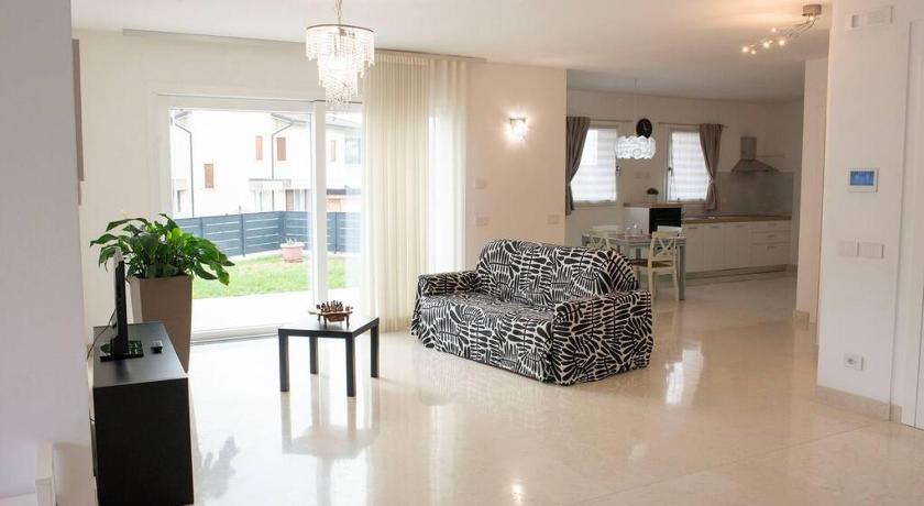 La Rocca House-Openspace