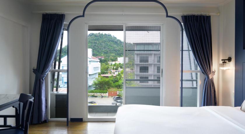 Image of Deluxe Double Room 15