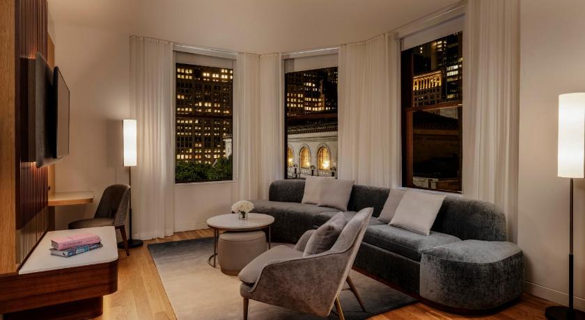 11 Best Hotels In New York City At Christmas