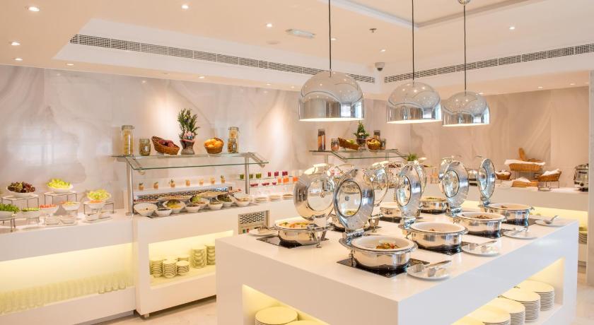 Hawthorn Suites by Wyndham Abu Dhabi City Center - image 2