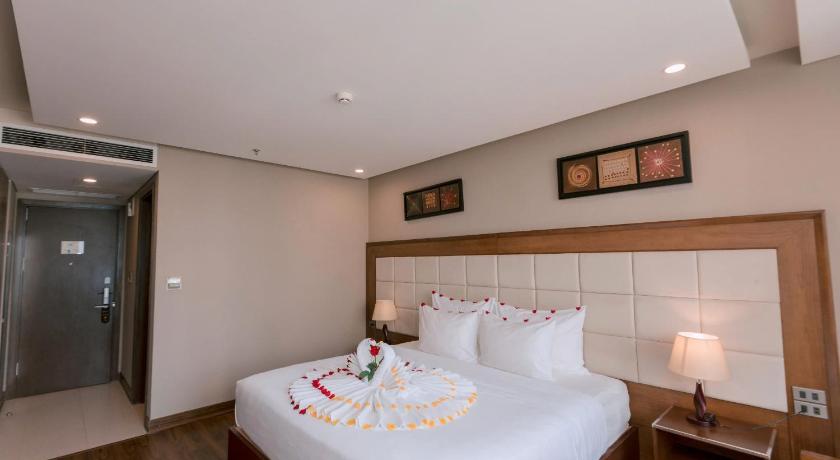 Image of Deluxe Twin With Balcony 12