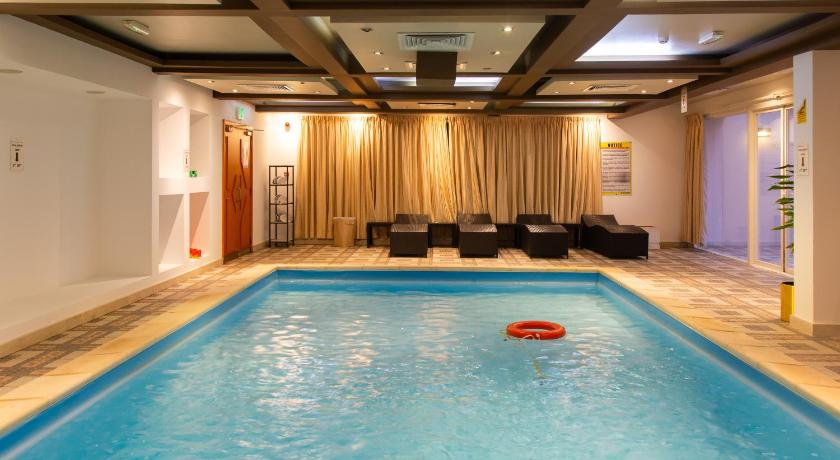 Al Liwan Residence - image 3
