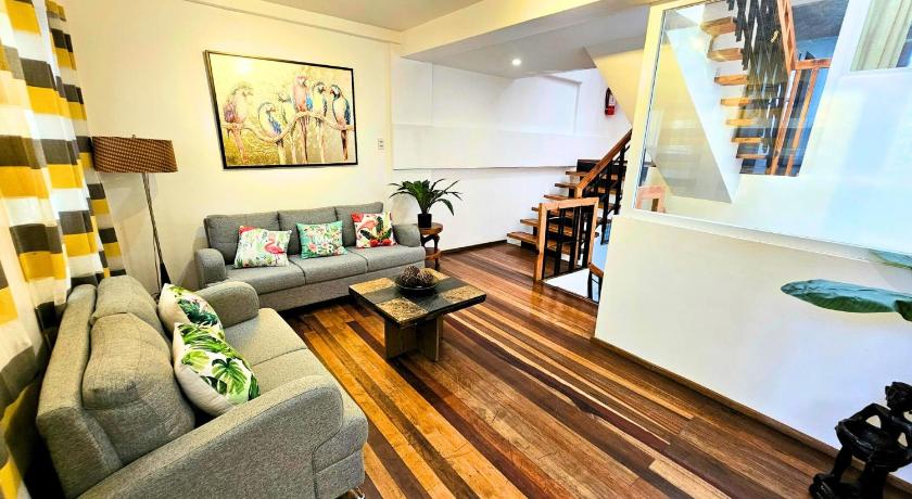 Image of Four-Bedroom Luxury Apartment 3