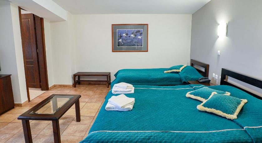 Image of Deluxe Triple Room 4