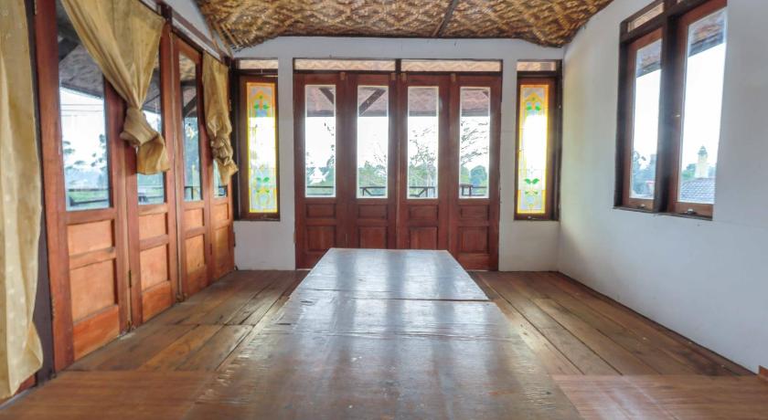 Artana Guest House By ARBA - image 4