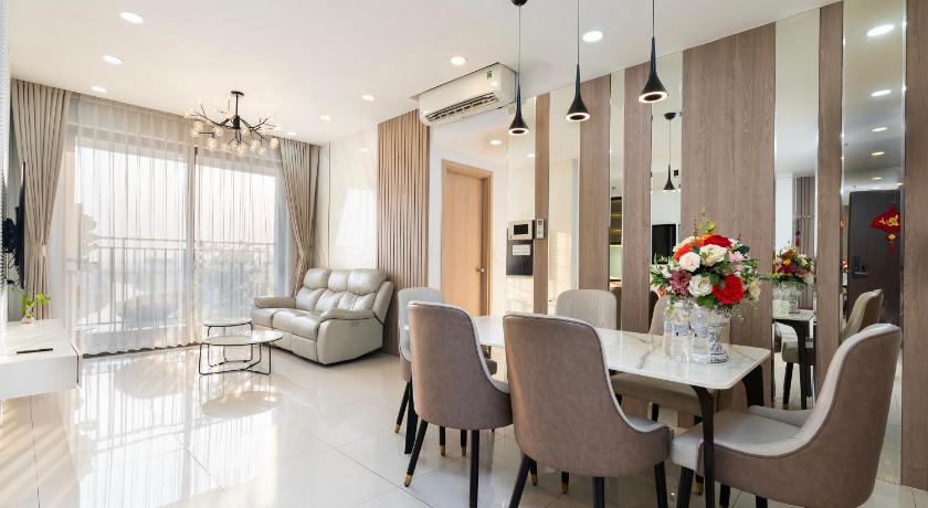 Ho Chi Minh City ZO APARTMENT RIVER GATE - Free Pool 4-Star Guesthouse pool