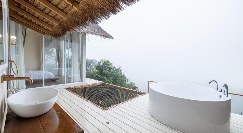 メースアイ／ウィアンパパオ BALA Villa Doichang 5つ星 ホテル ロビー