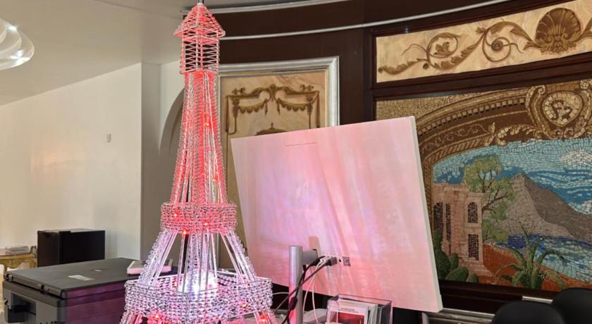 Hotel Grand Paris