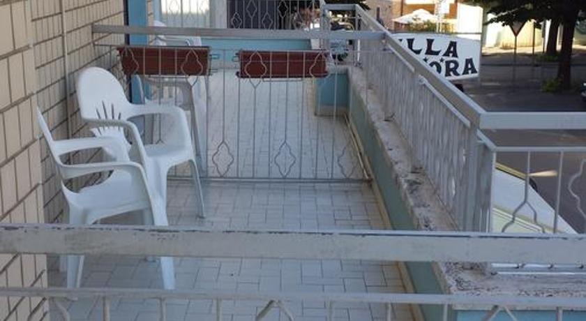 Hotel Villa Podgora photo