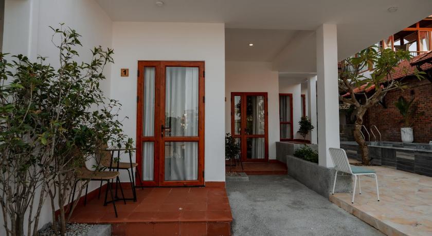 Image of Villa with Garden View 12