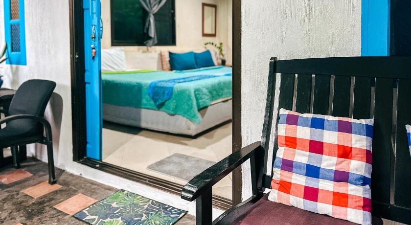 Image of One-Bedroom Bungalow 3