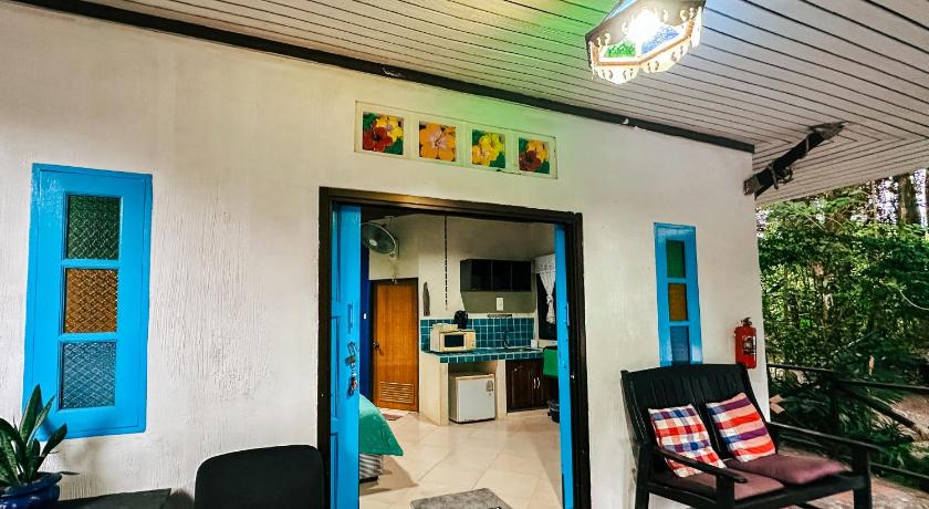 Image of One-Bedroom Bungalow 15