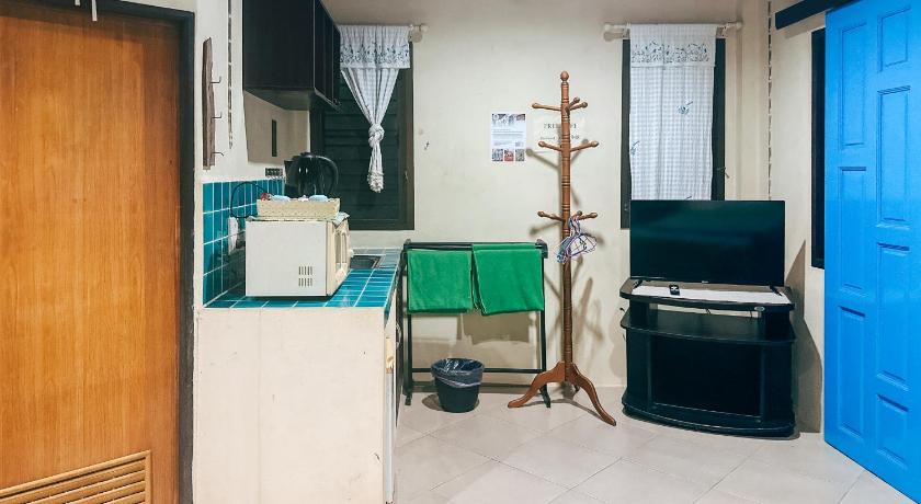 Image of One-Bedroom Bungalow 14