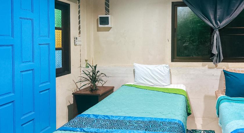 Image of One-Bedroom Bungalow 13
