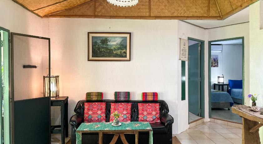Image of Three-Bedroom House 0