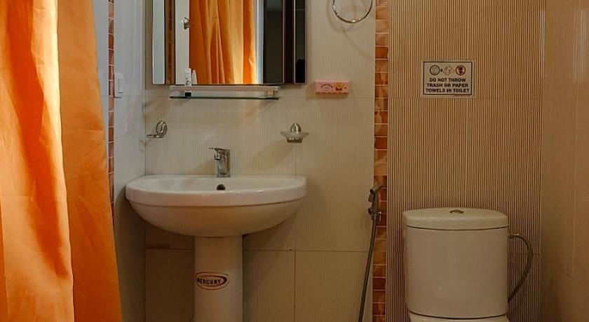 Image of Deluxe Double or Twin Room 9